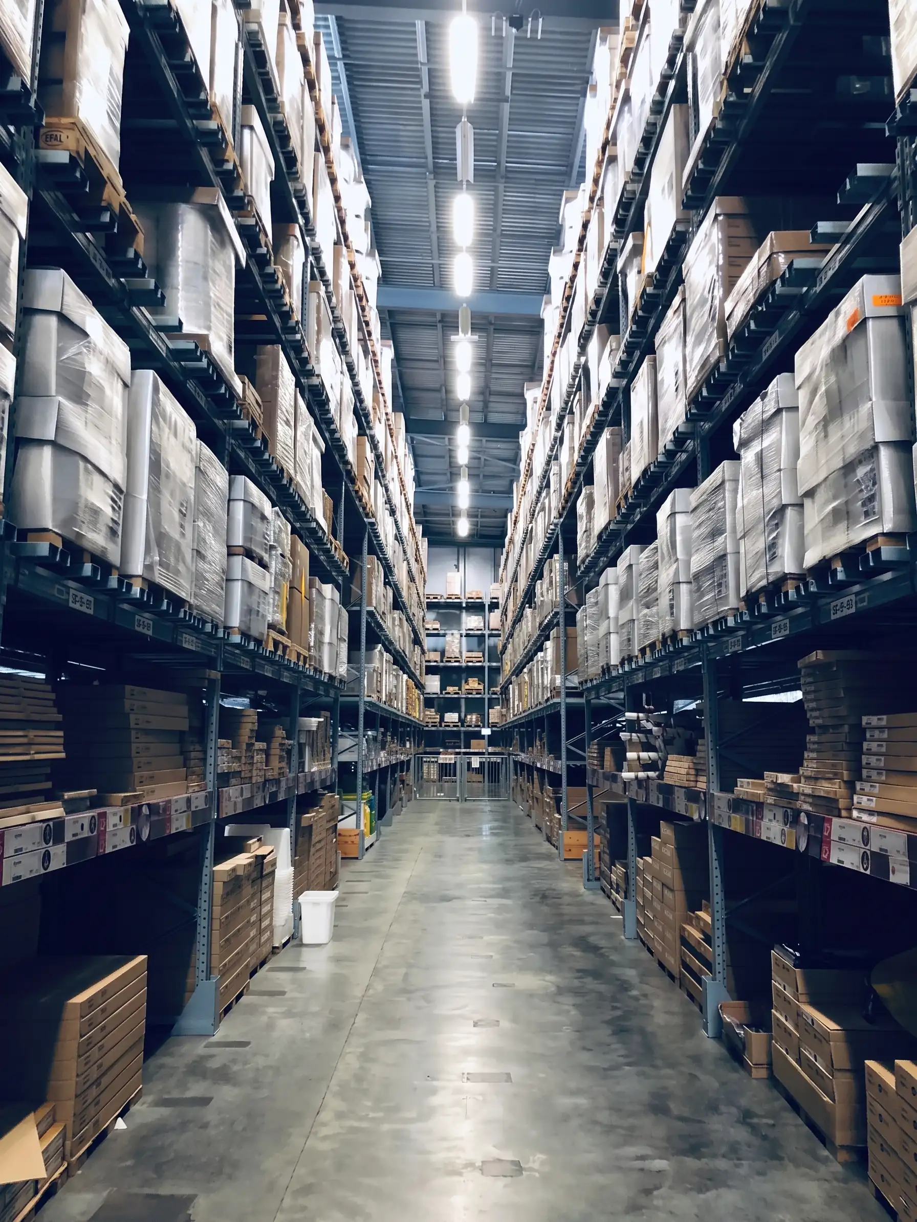 Pallet racking inside a 3PL fulfillment warehouse
